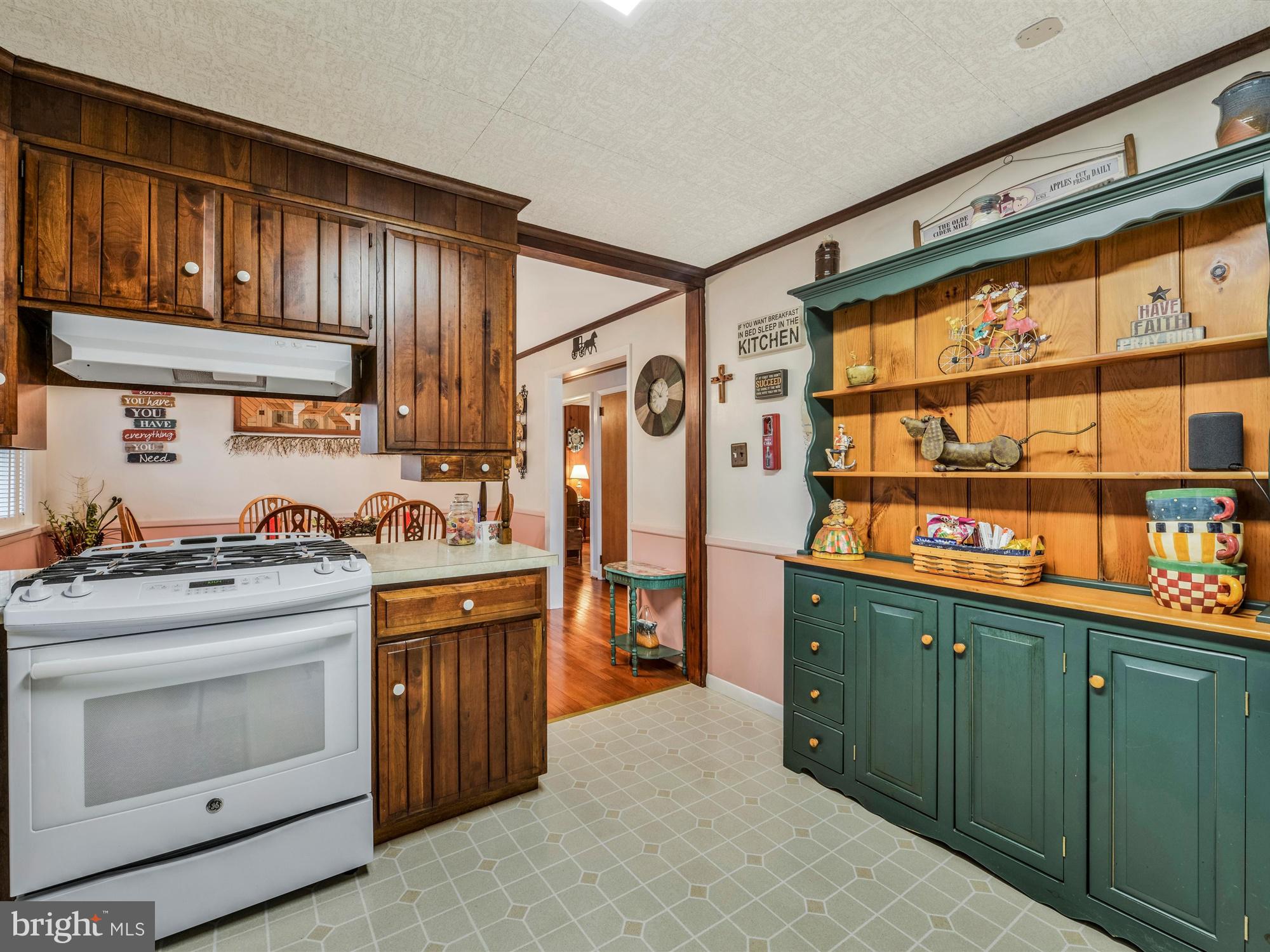 537 Saratoga Road Lancaster, PA 17603 - Photo 11 of 27 Gallery Image 11