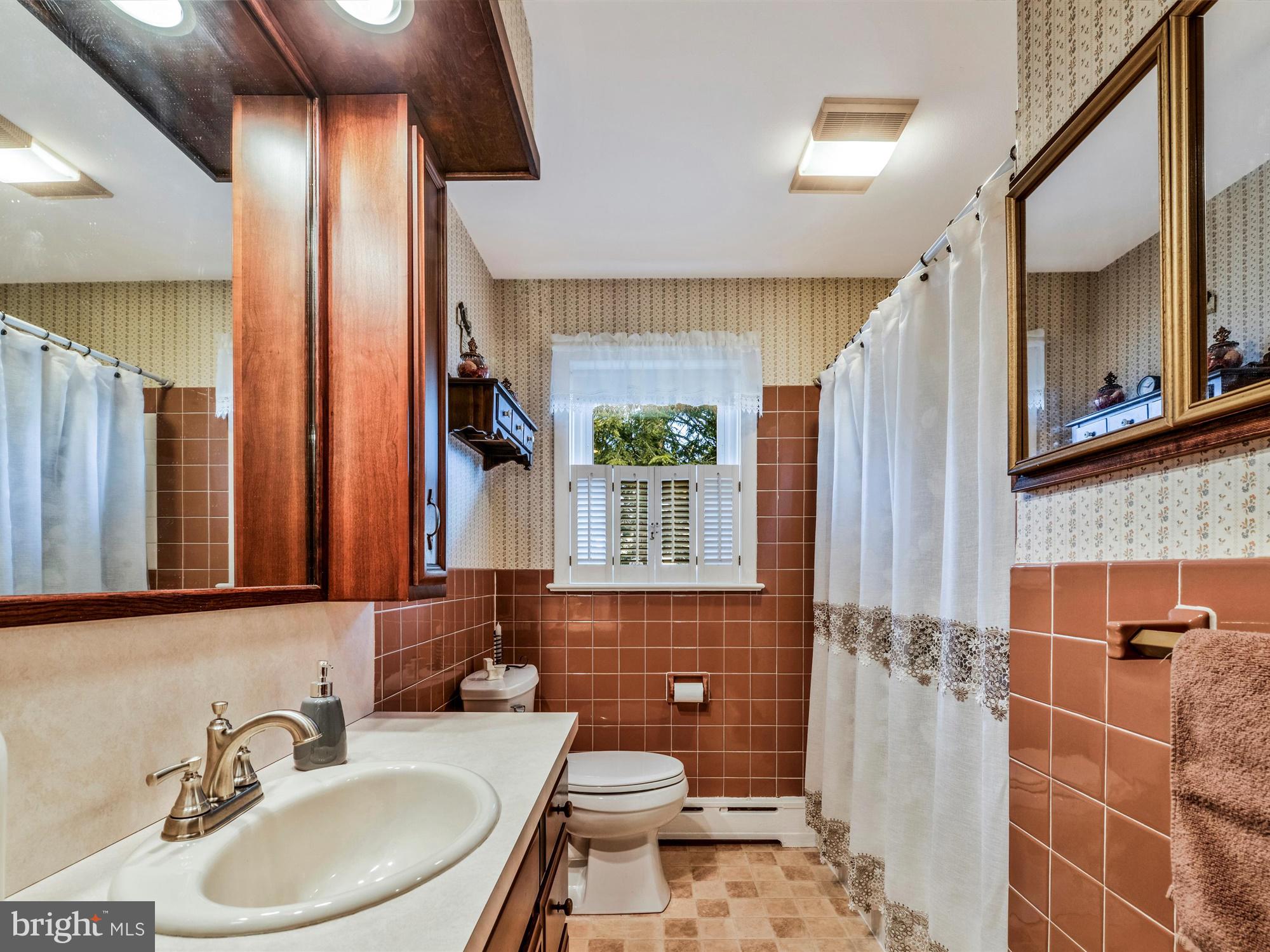 537 Saratoga Road Lancaster, PA 17603 - Photo 18 of 27 Gallery Image 18