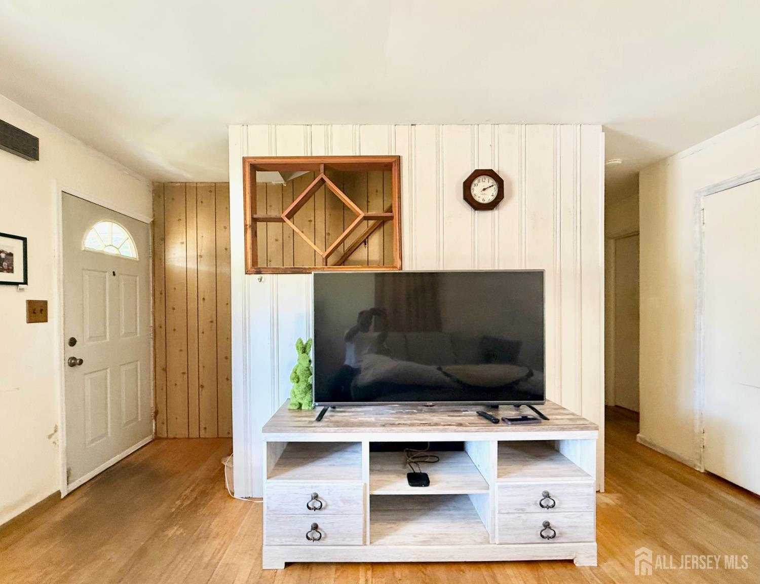 105 Old Post Road Edison, NJ 08817 - Photo 8 of 20