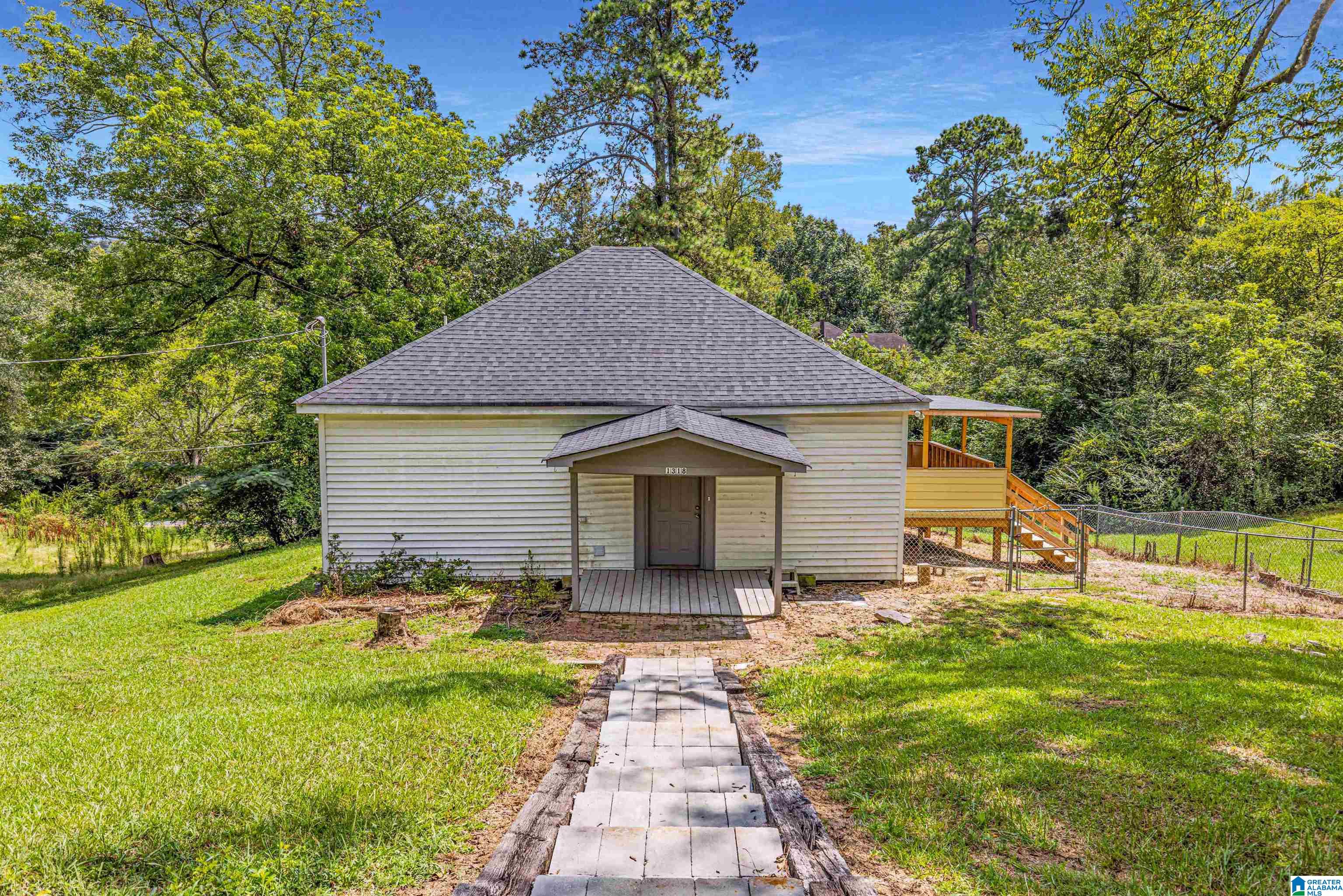 1318 Colgate Road Moody, AL 35004 - Photo 8 of 31