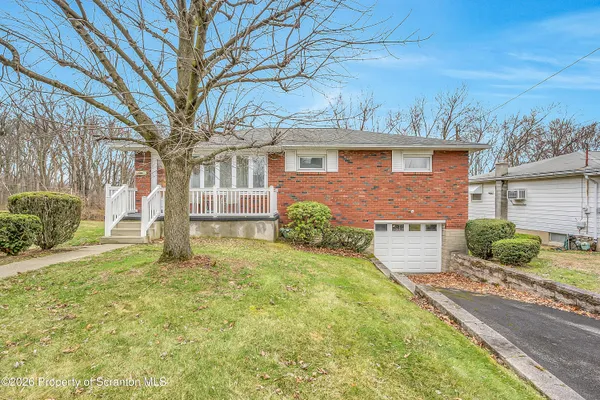 $264,900 | 124 Bengar Drive, Scranton, PA 18505