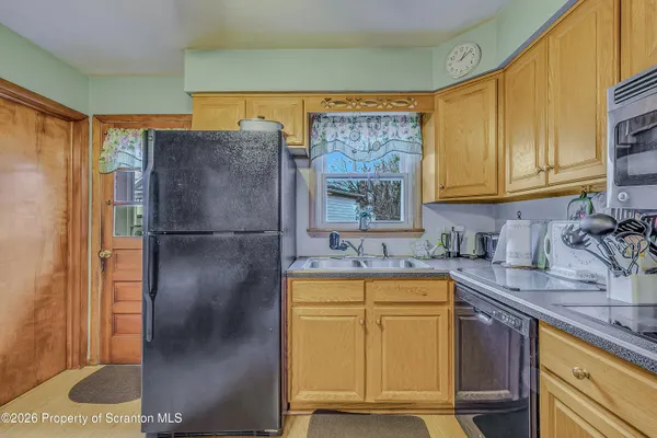 $264,900 | 124 Bengar Drive, Scranton, PA 18505