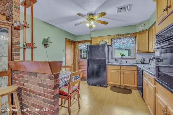 $264,900 | 124 Bengar Drive, Scranton, PA 18505
