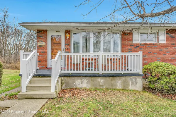 $264,900 | 124 Bengar Drive, Scranton, PA 18505