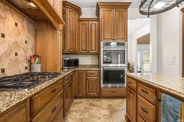 $1,250,000 | 4906 North 100 West, Uniondale, IN 46791