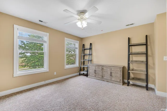 $1,250,000 | 4906 North 100 West, Uniondale, IN 46791