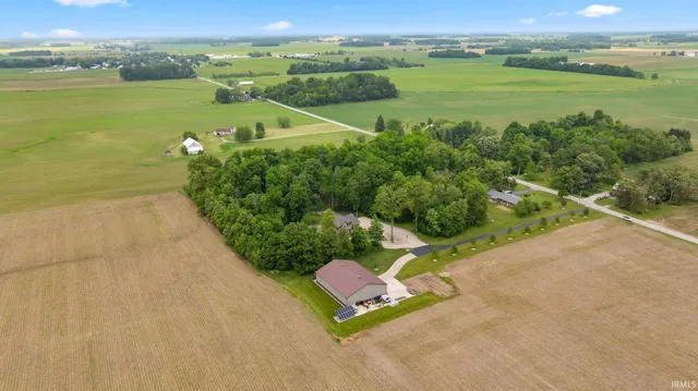 $1,250,000 | 4906 North 100 West, Uniondale, IN 46791