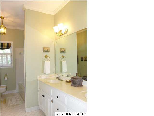4979 Spring Rock Road Birmingham, AL 35223 - Photo 17 of 31