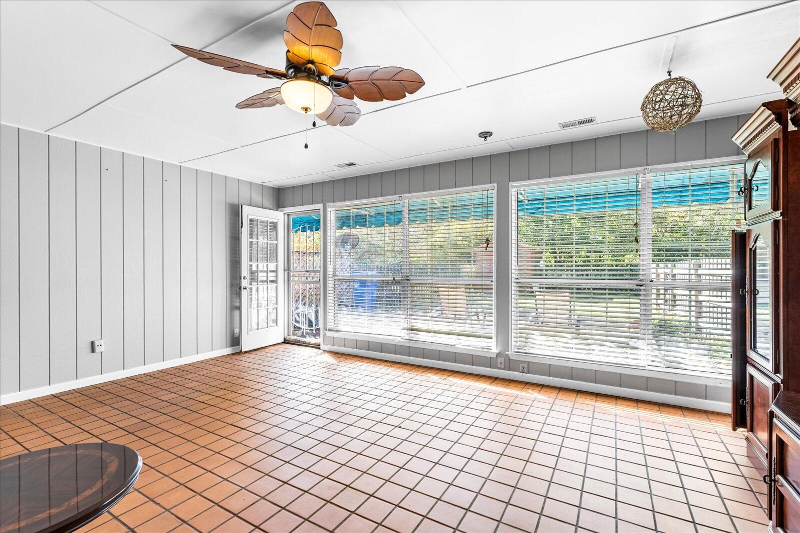 6766 Hickory Creek Road Chattanooga, TN 37421 - Photo 18 of 37 18-6766 Hickory Creek-17