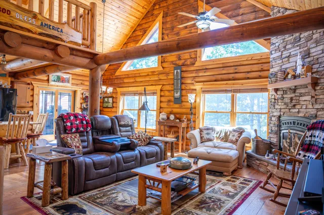 $669,000 | W5954 North Lake Drive, New Lisbon, WI 53950