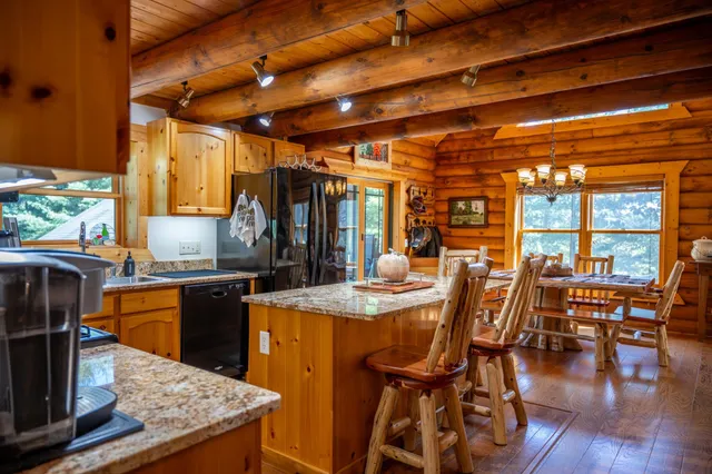 $669,000 | W5954 North Lake Drive, New Lisbon, WI 53950