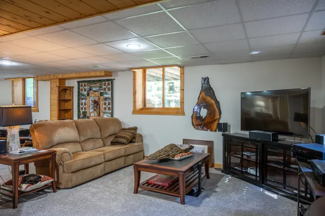 $669,000 | W5954 North Lake Drive, New Lisbon, WI 53950