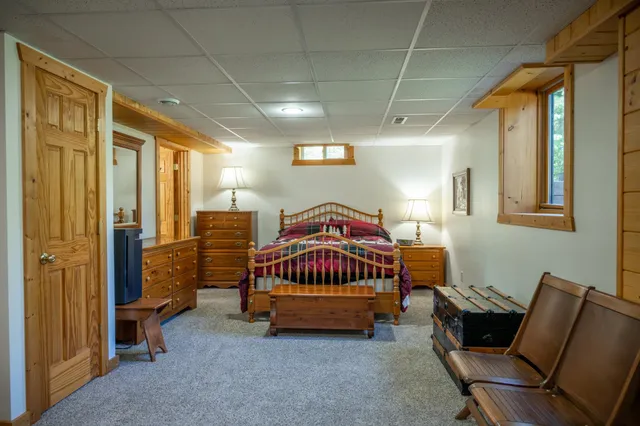 $669,000 | W5954 North Lake Drive, New Lisbon, WI 53950