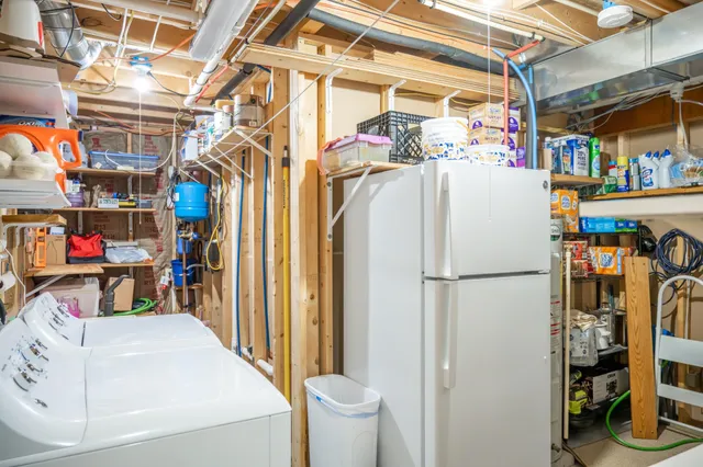 $669,000 | W5954 North Lake Drive, New Lisbon, WI 53950