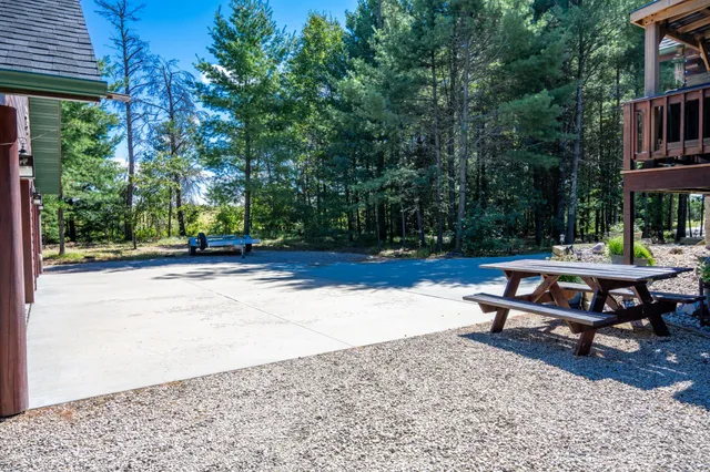 $669,000 | W5954 North Lake Drive, New Lisbon, WI 53950