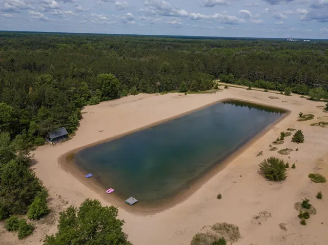 $669,000 | W5954 North Lake Drive, New Lisbon, WI 53950