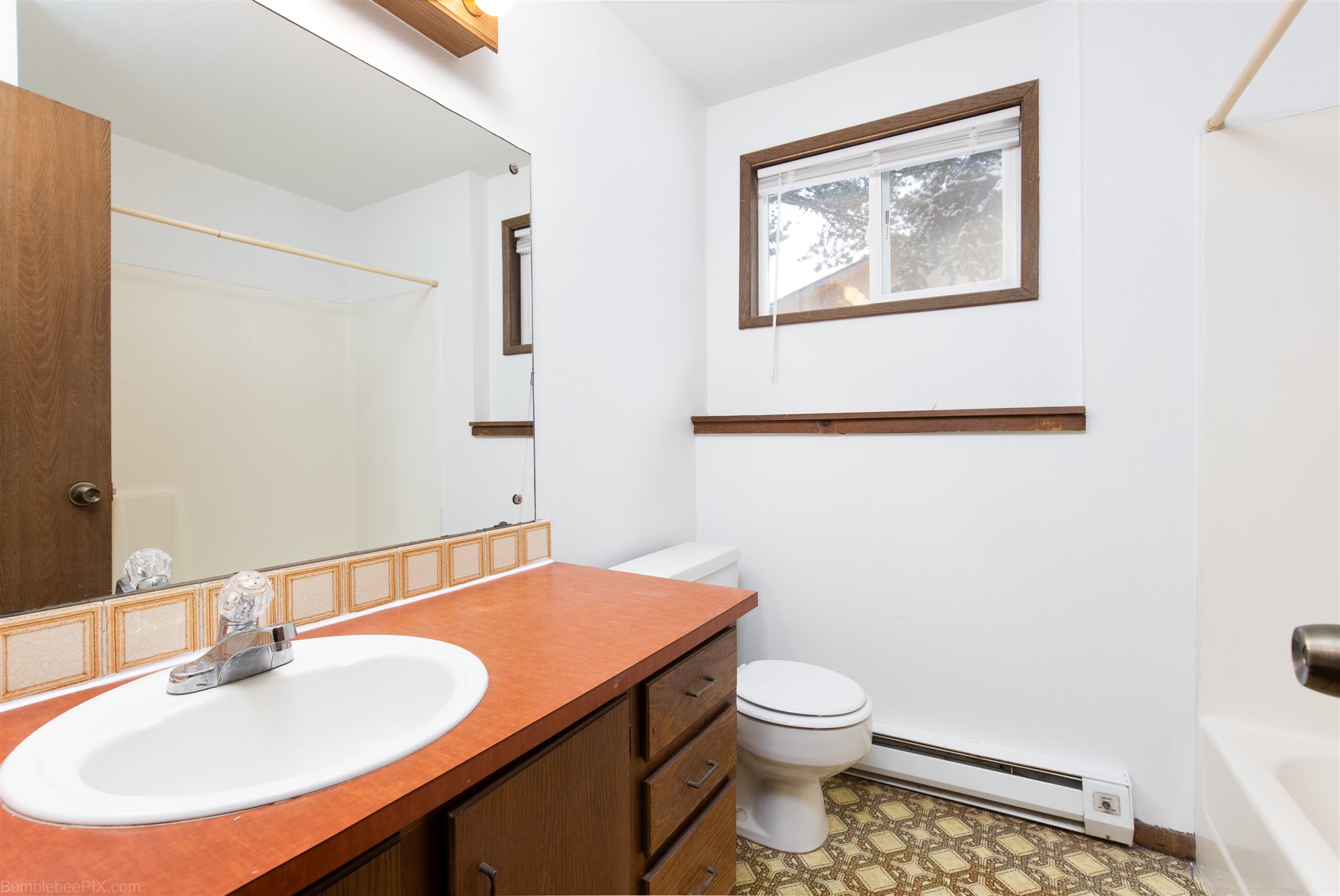 1723 North Walnut Road Spokane, WA 99206 - Photo 19 of 29