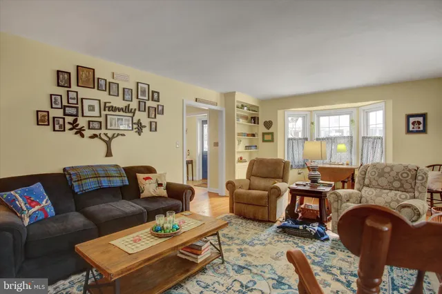 a view of a porch with furniture