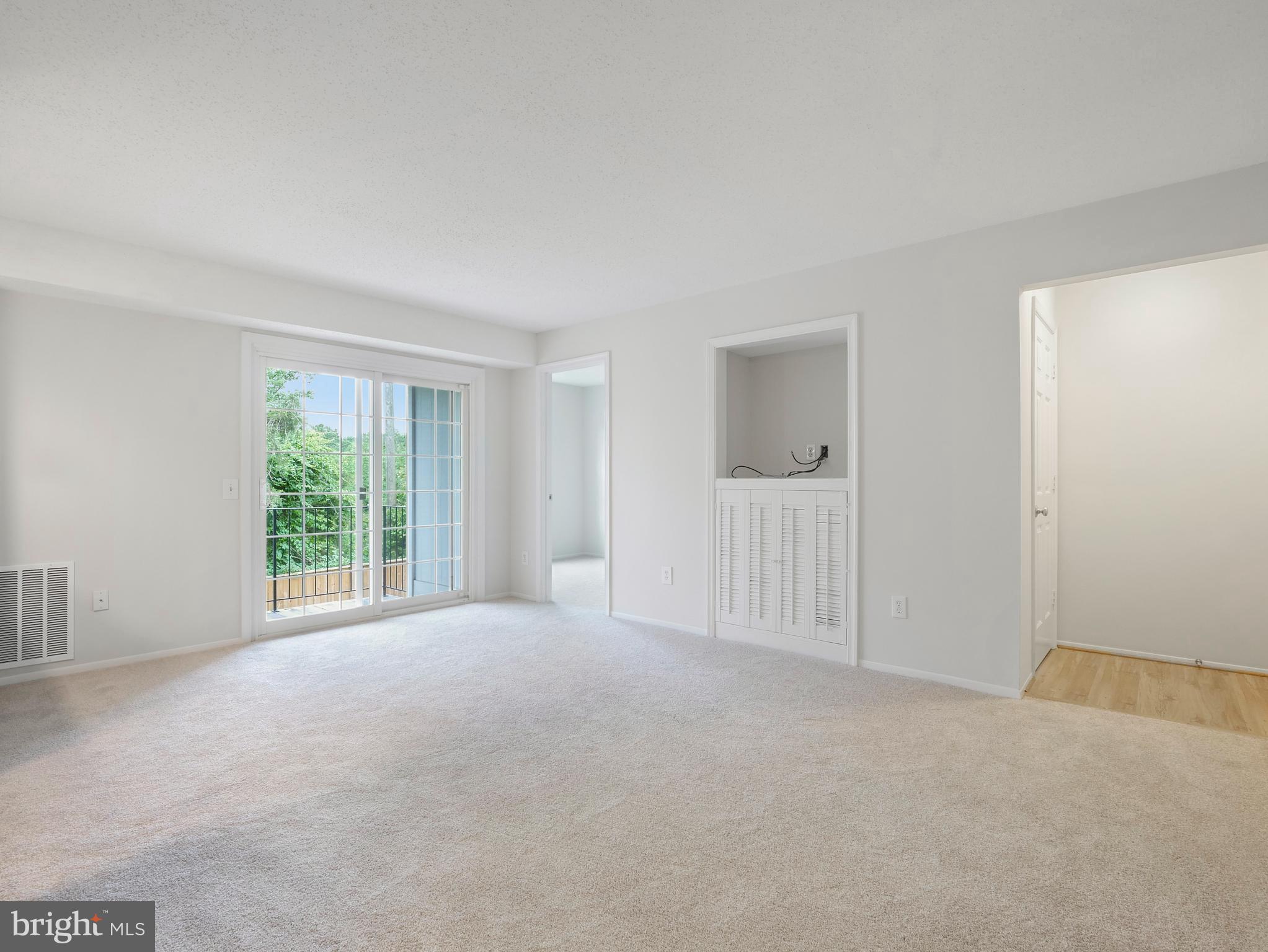 127 Fort Evans Road Southeast, Unit C Leesburg, VA 20175 - Photo 6 of 23 Gallery Image 6