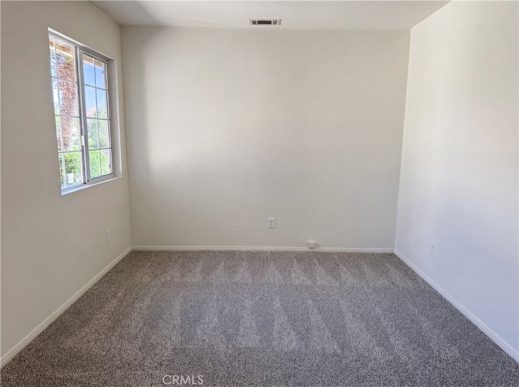 15358 Lookout Road Apple Valley, CA 92307 - Photo 13 of 28