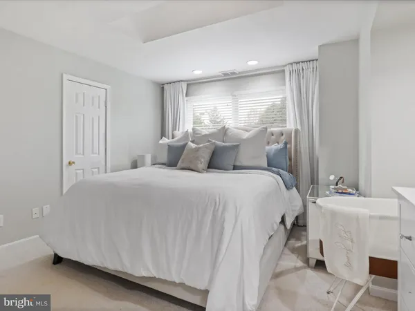 $3,800 | 8324 2nd Avenue, Vienna, VA 22182