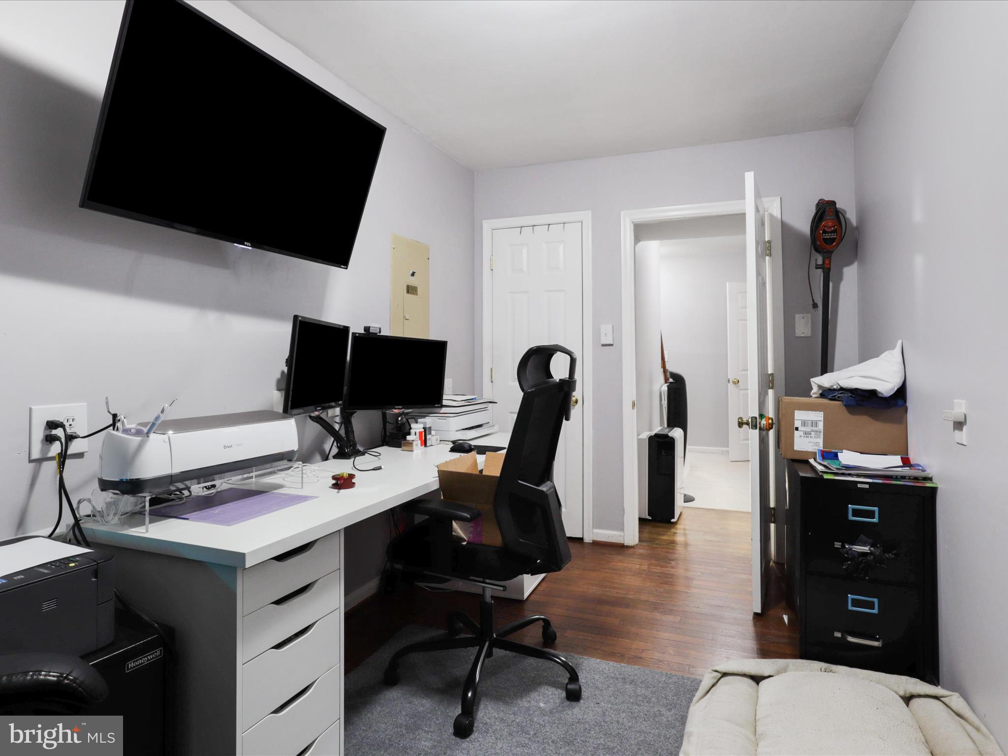 8324 2nd Avenue Vienna, VA 22182 - Photo 35 of 46