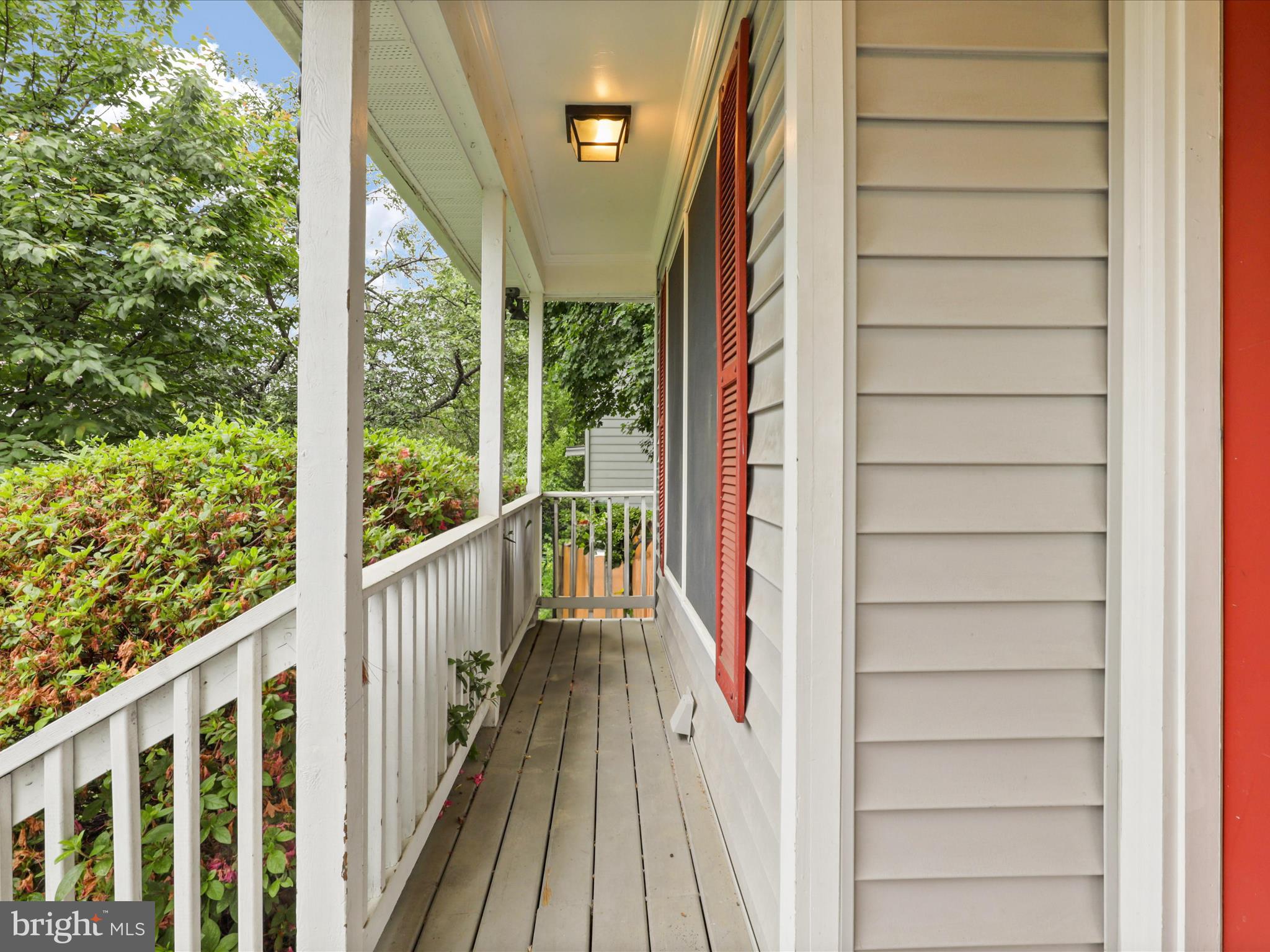 8324 2nd Avenue Vienna, VA 22182 - Photo 6 of 46