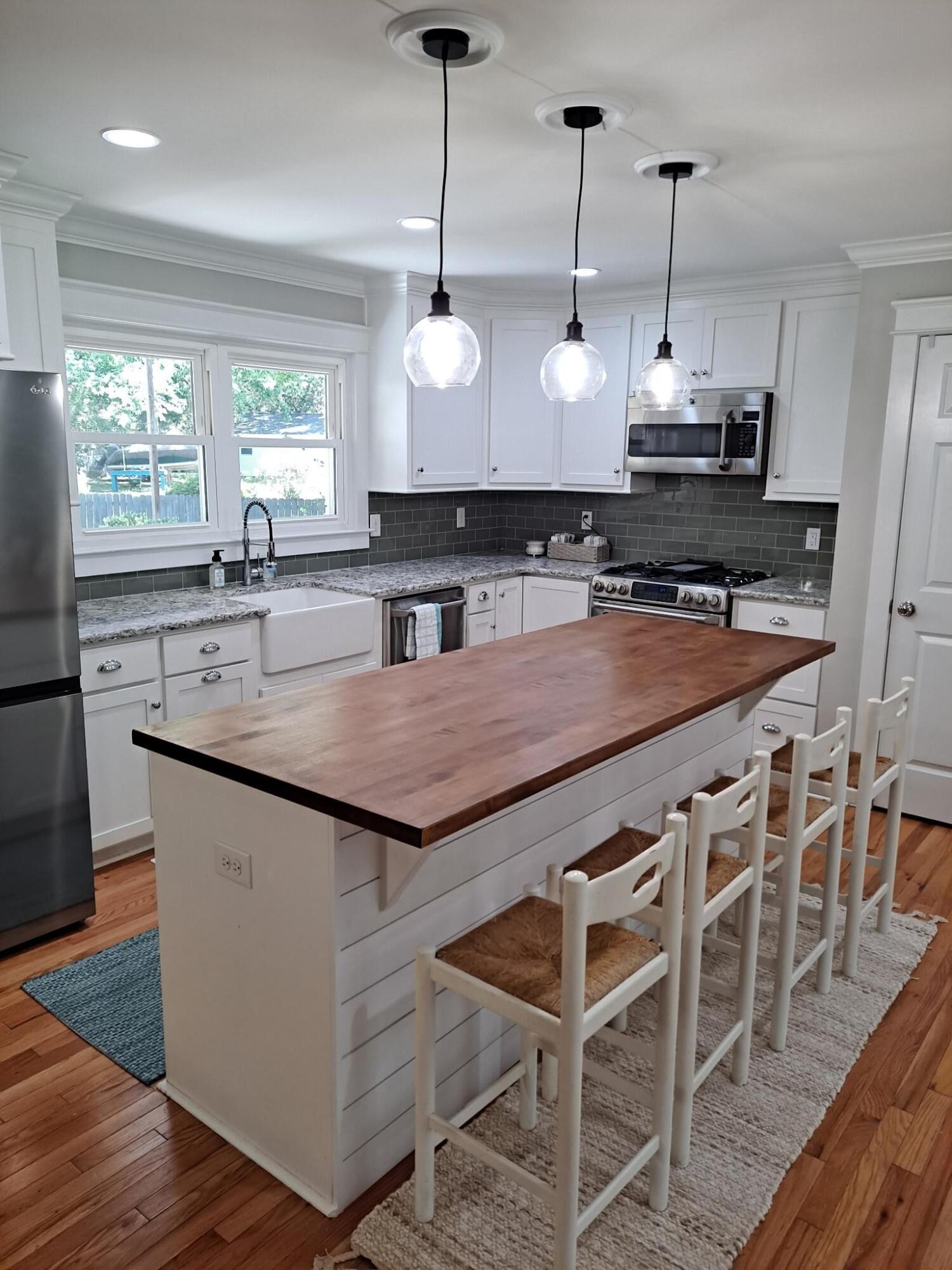 114 Reynolds Road Summerville, SC 29483 - Photo 12 of 31 114Reynolds.Kitchen4