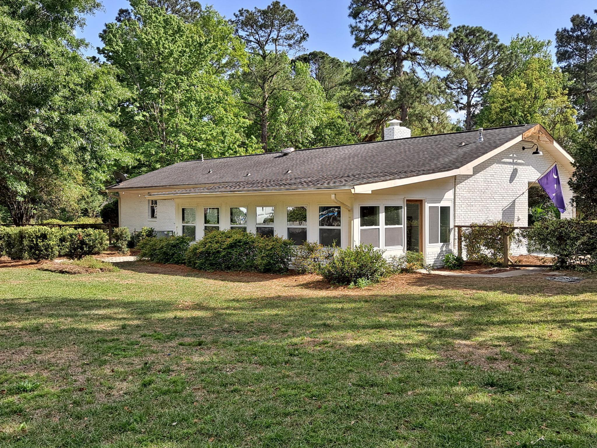 114 Reynolds Road Summerville, SC 29483 - Photo 30 of 31 114Reynolds.BackYard2