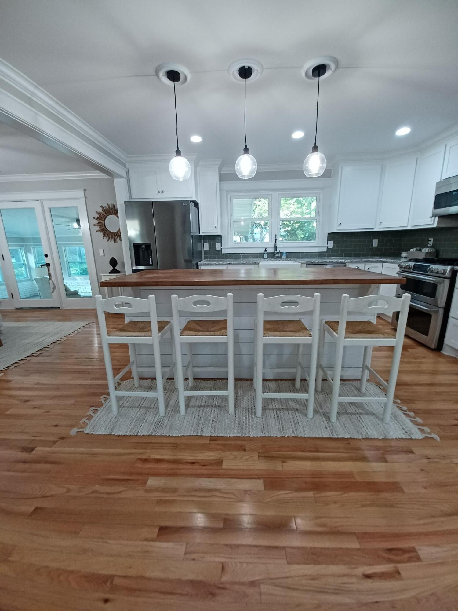 114 Reynolds Road Summerville, SC 29483 - Photo 9 of 31 114Reynolds.Kitchen1