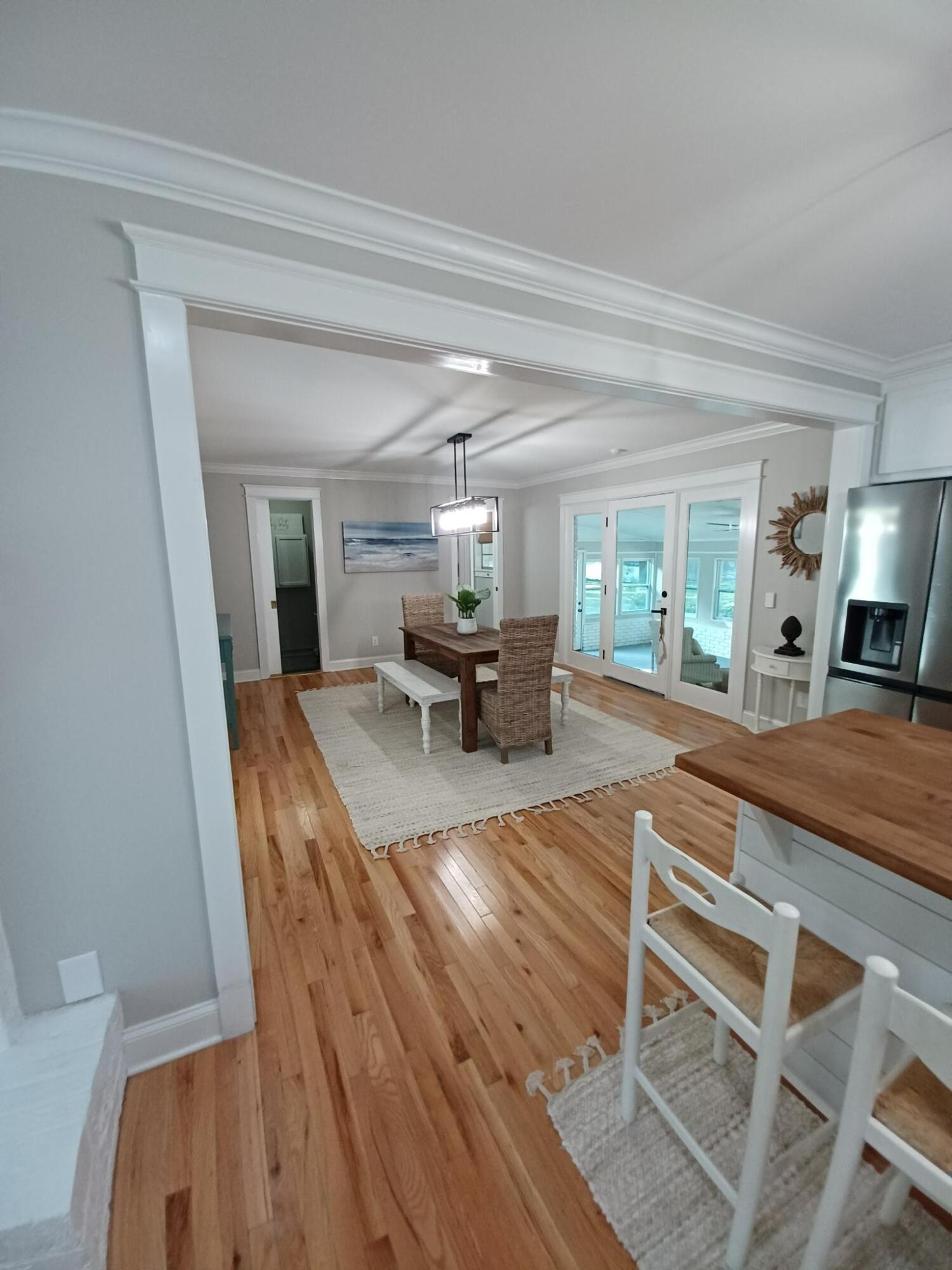 114 Reynolds Road Summerville, SC 29483 - Photo 10 of 31 114Reynolds.Dining1