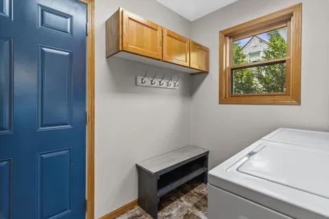$445,000 | 121 Merton Avenue, Lodi, WI 53555