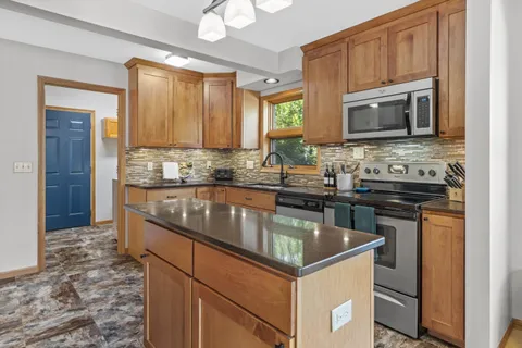 $445,000 | 121 Merton Avenue, Lodi, WI 53555