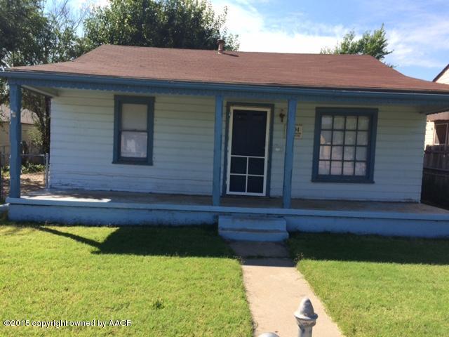 3704 South Harrison Street Amarillo, TX 79110 - Photo 1 of 13 a view of a house with swimming pool in front of it
