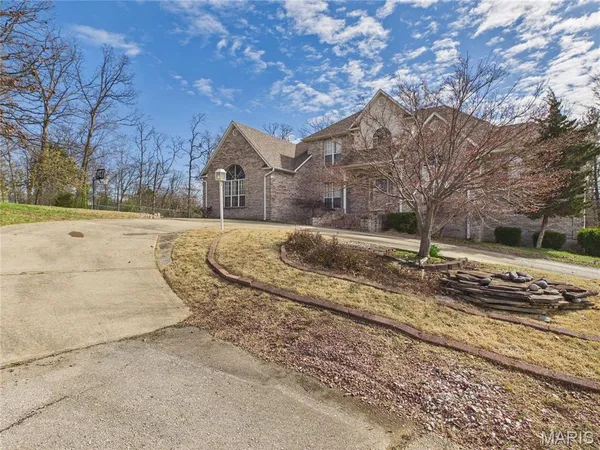 $475,000 | 2566 Stone Ridge Drive, Poplar Bluff, MO 63901