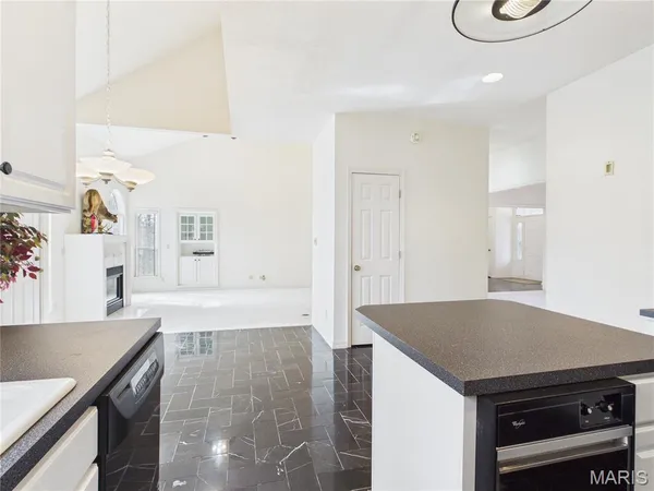 $475,000 | 2566 Stone Ridge Drive, Poplar Bluff, MO 63901