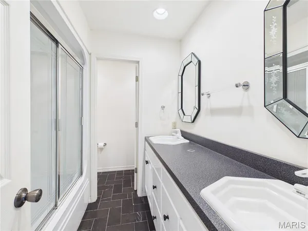 $475,000 | 2566 Stone Ridge Drive, Poplar Bluff, MO 63901