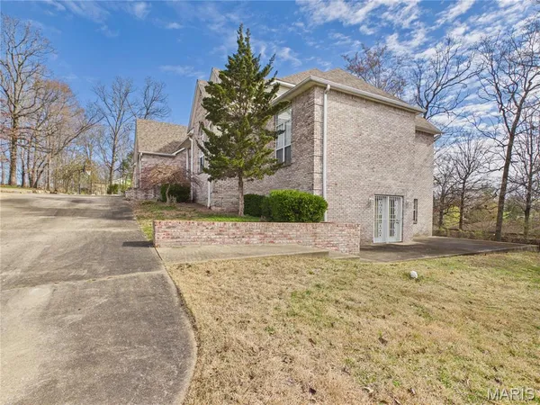 $475,000 | 2566 Stone Ridge Drive, Poplar Bluff, MO 63901
