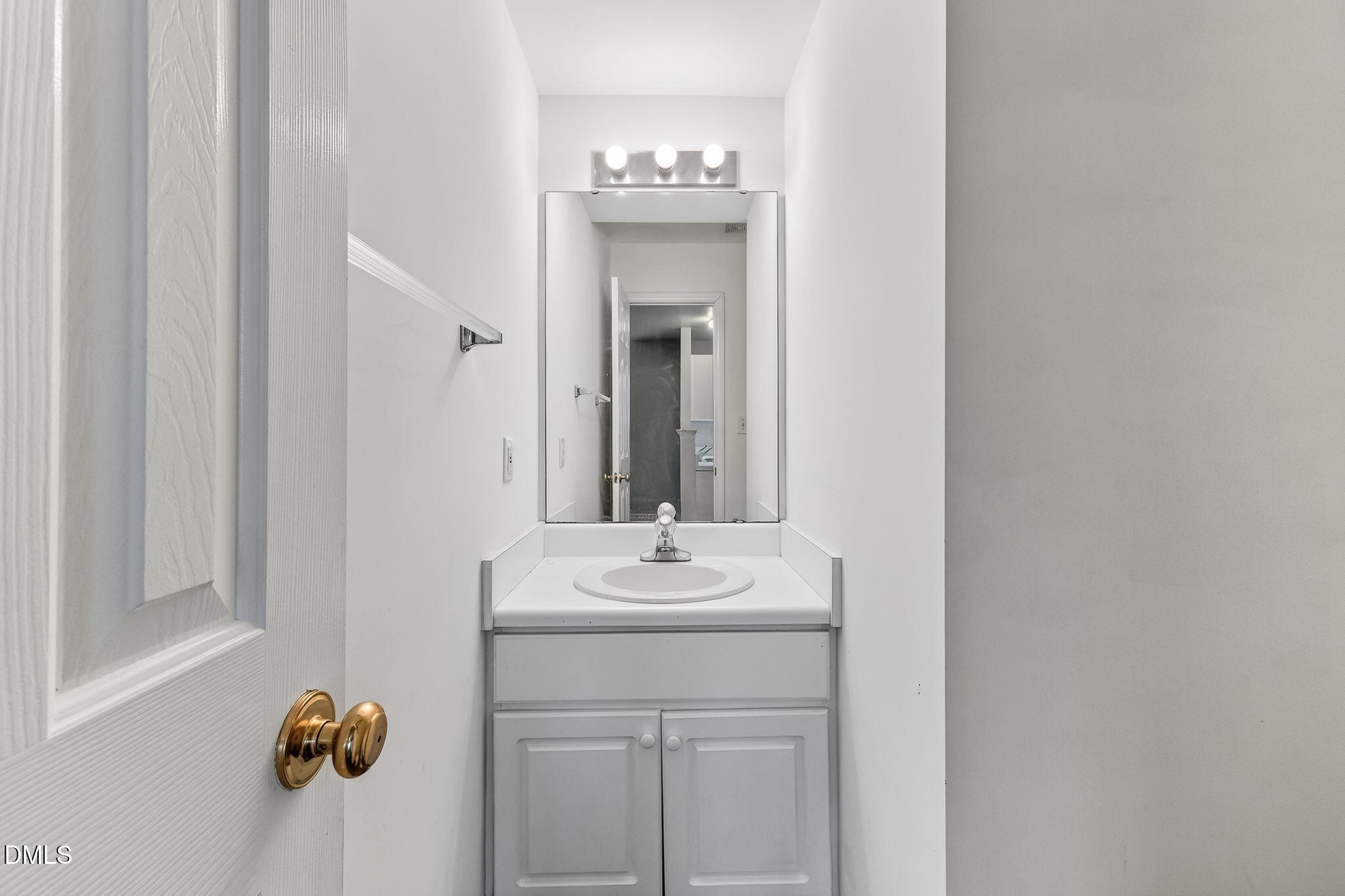 1237 Swingline Way Raleigh, NC 27610 - Photo 22 of 39 23-web-or-mls-DSC04265