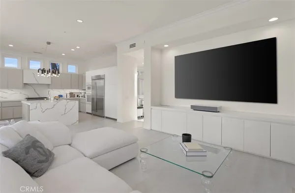 $6,195,000 | 1 Monterey Pine Drive, Newport Coast, CA 92657