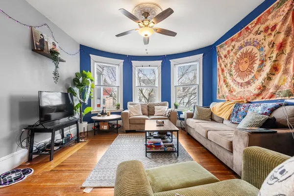 $3,100 | 21 Thornley Street, Unit 2, Boston, MA 02125