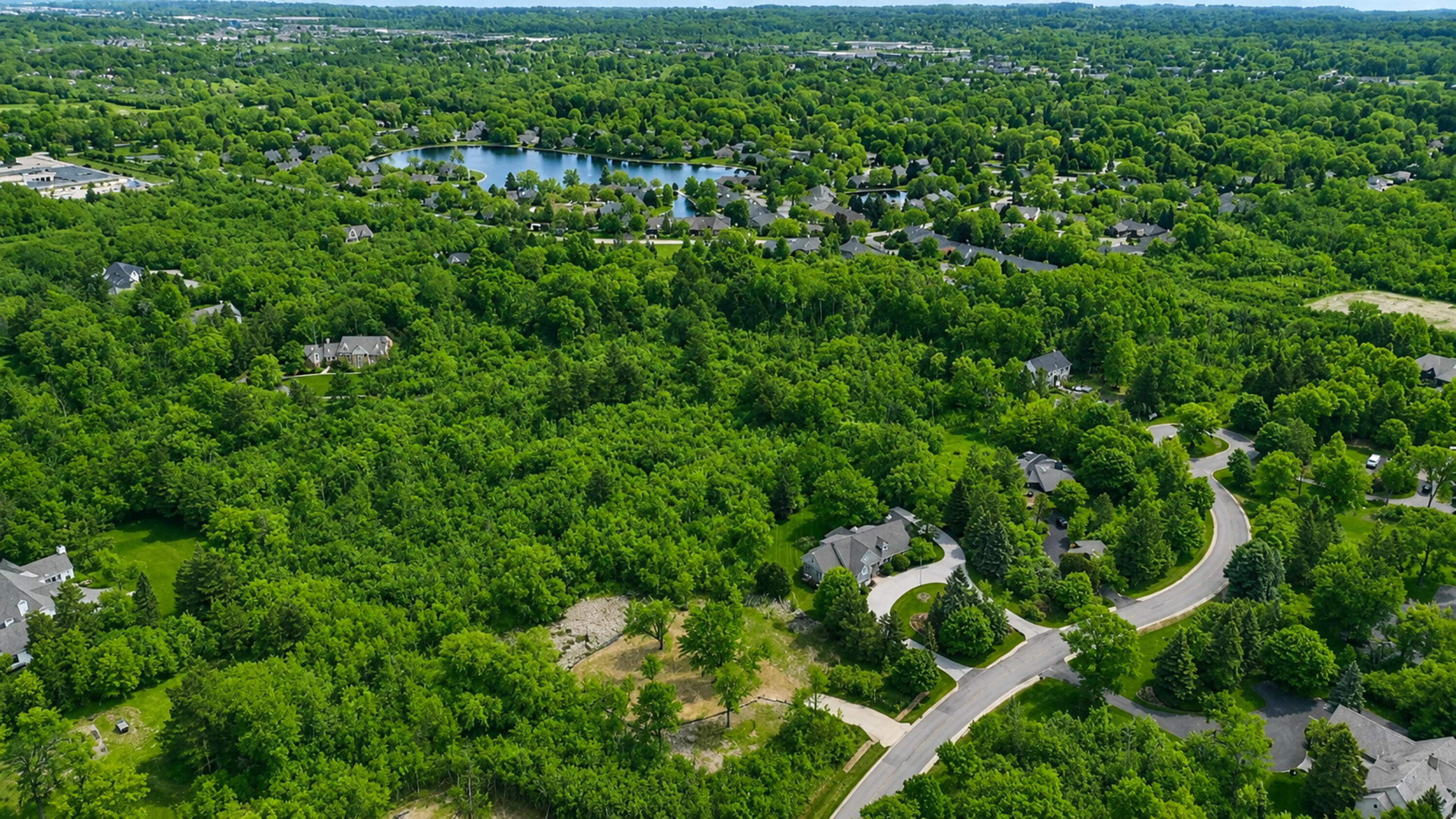2516 Range Line Terrace Mequon, WI 53092 - Photo 5 of 12 Bird's view