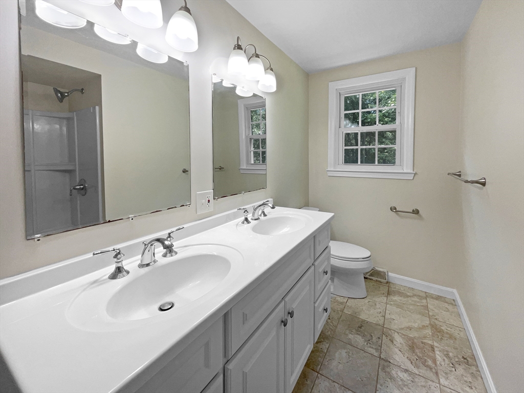 3 Old Homestead Road Westford, MA 01886 - Photo 11 of 24 Gallery Image 11