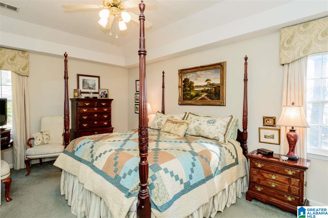 102 Colonial Circle Alabaster, AL 35007 - Photo 19 of 36