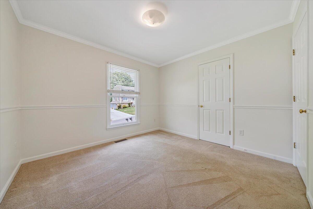 7851 Cedar Edge Road Roanoke, VA 24018 - Photo 25 of 48 3rd Bedroom