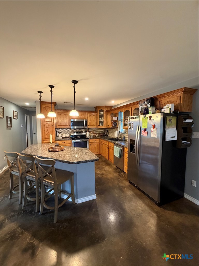 69 East Grouse Road Victoria, TX 77905 - Photo 6 of 28