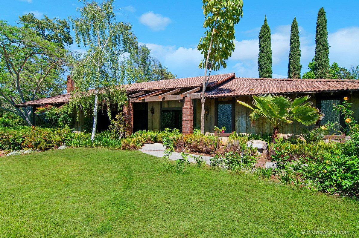 1544 Skyhawk Road Escondido, CA 92029 - Photo 1 of 21
