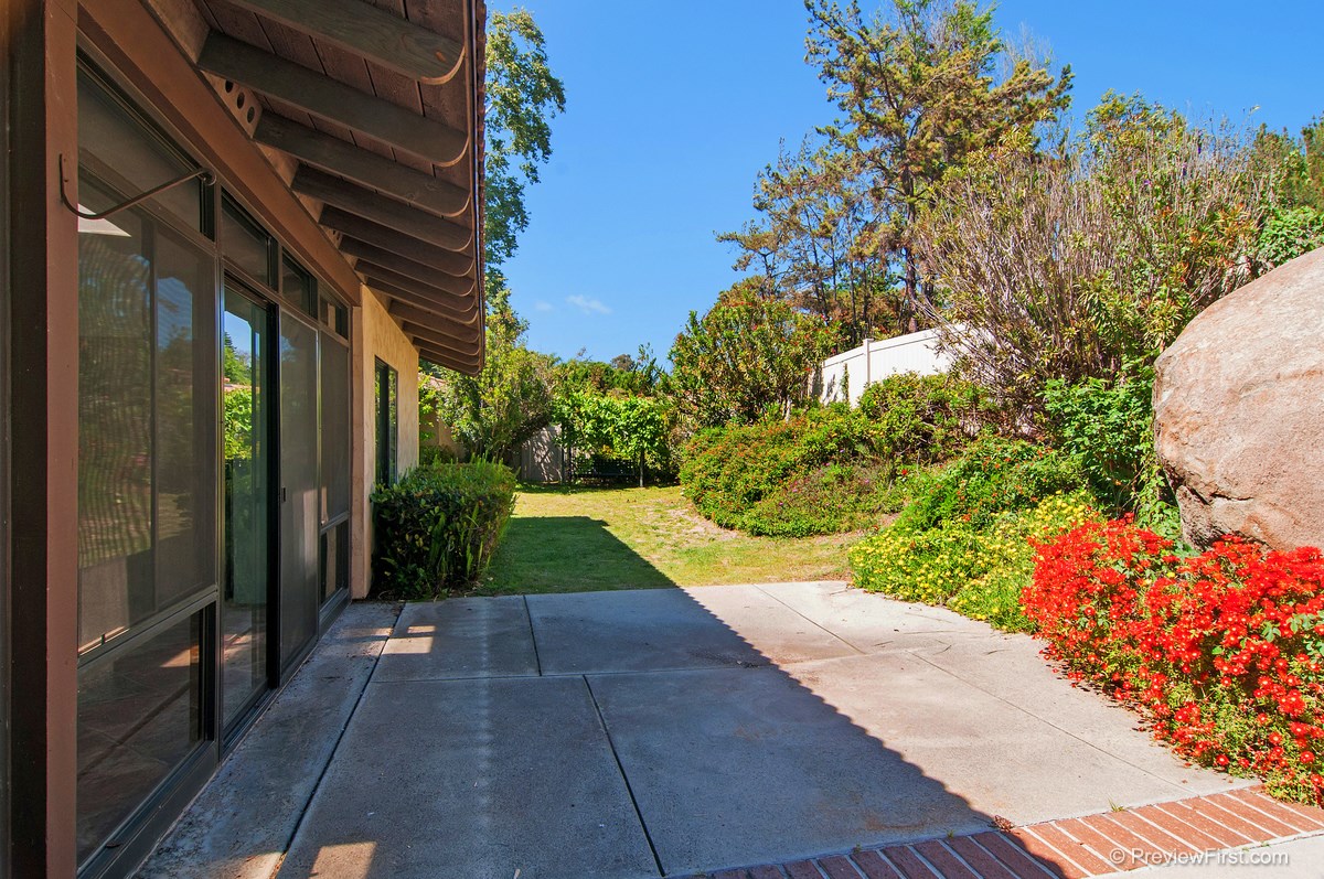 1544 Skyhawk Road Escondido, CA 92029 - Photo 18 of 21