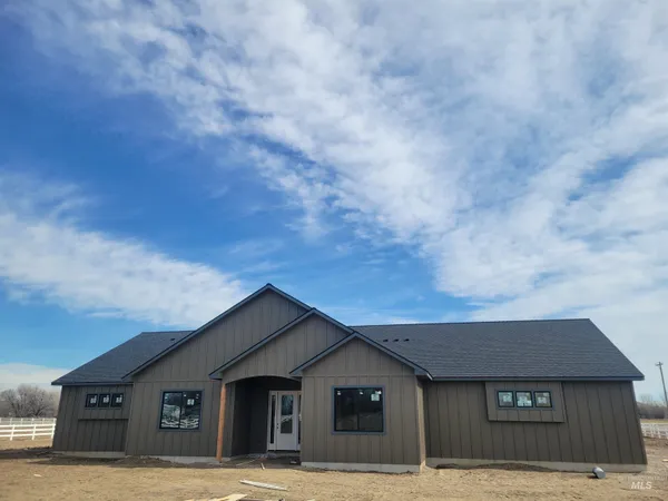 $899,000 | 5054 Heritage Drive, Marsing, ID 83639