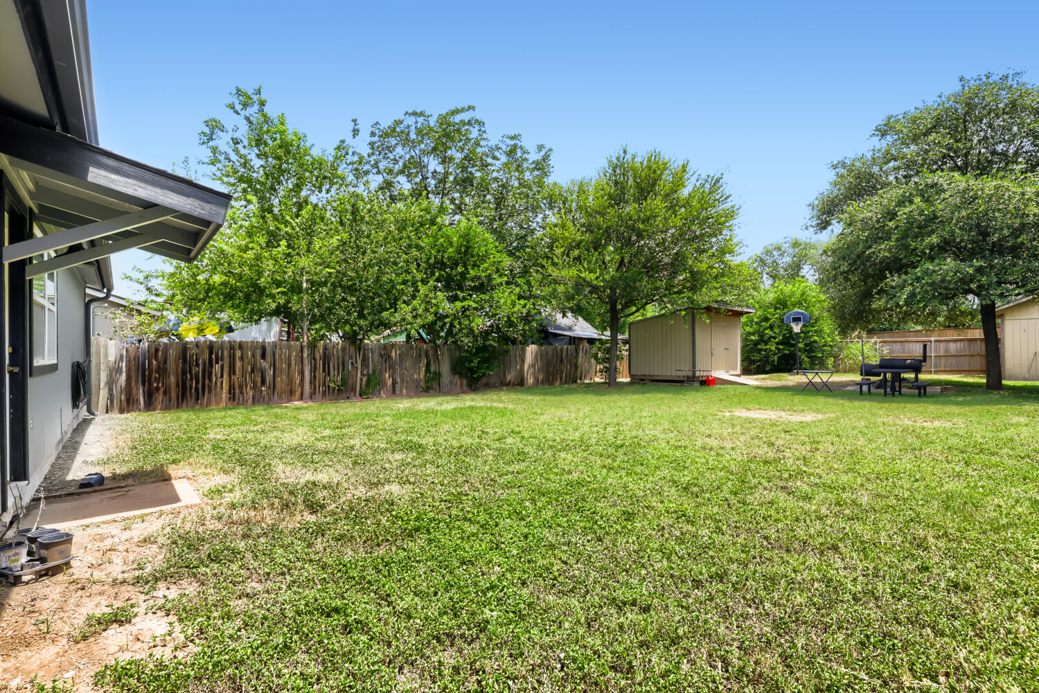 4801 Saguaro Road Austin, TX 78744 - Photo 23 of 25 Gallery Image 23
